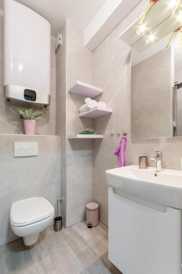 Apartments Niro สปลิท ภายนอก รูปภาพ