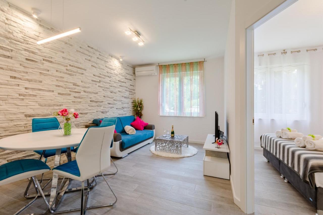 Apartments Niro สปลิท ภายนอก รูปภาพ